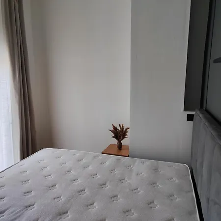 Antoni Apartmán *