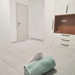 Antoni Apartmán *